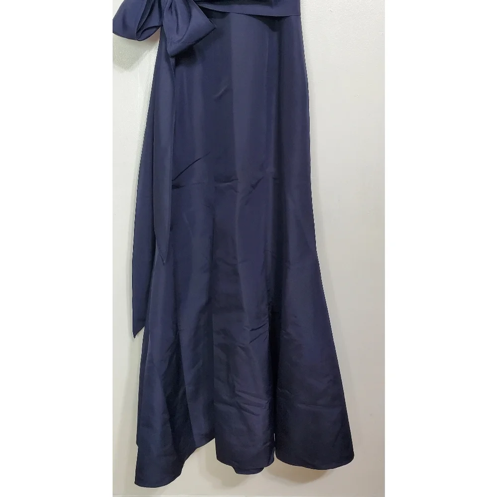 Sleeveless Navy Bow-Waist Evening Dress - Picture 5 of 14